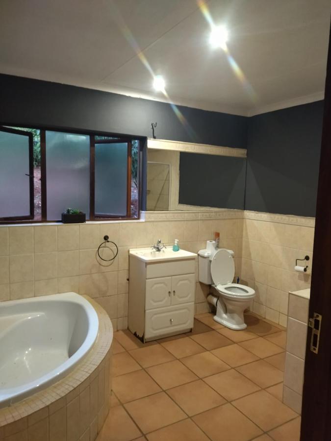 Patogeng Self Catering - Da Gama Dam View Villa White River Exterior foto