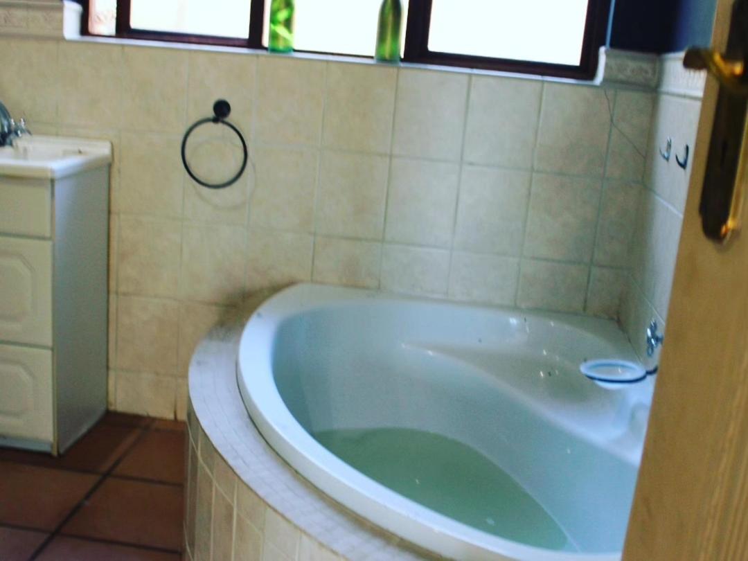 Patogeng Self Catering - Da Gama Dam View Villa White River Exterior foto